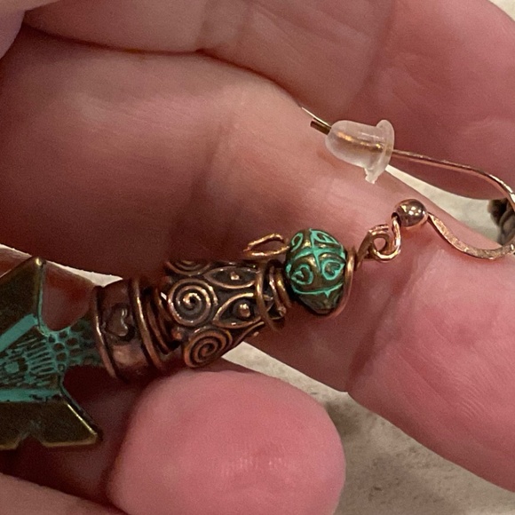 Arrowhead Dangle Earrings copper and brass with patina 2” new Artesian made - Picture 5 of 8